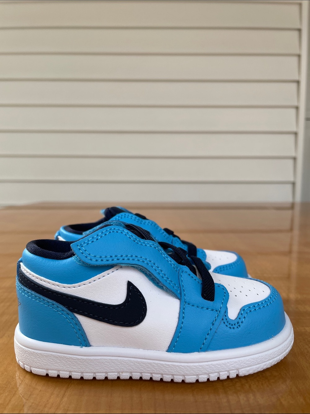 Air Jordan 1 Low ALT UNC Baby/Toddler Shoes Size 6C Unisex White Powder Blue